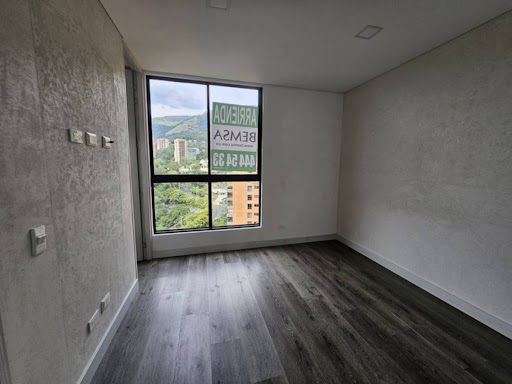 Apartamento en arriendo en Loma De Los Gonzalez, Medellín · foto 10 de 22