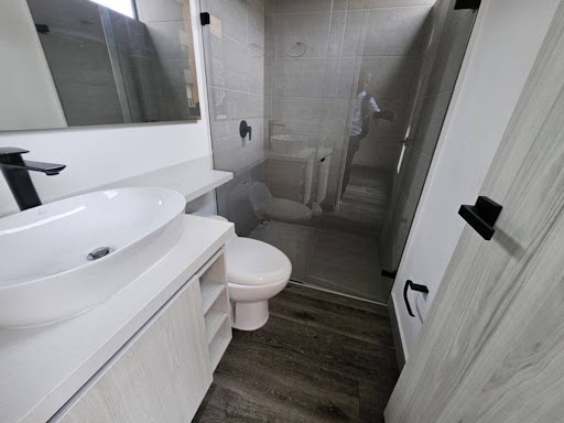 Apartamento en arriendo en Loma De Los Gonzalez, Medellín · foto 13 de 22