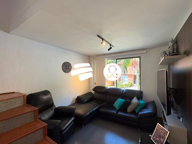 Casa de 5 alcobas en venta en Zona Centro, Envigado, 102 m² · foto 3 de 24