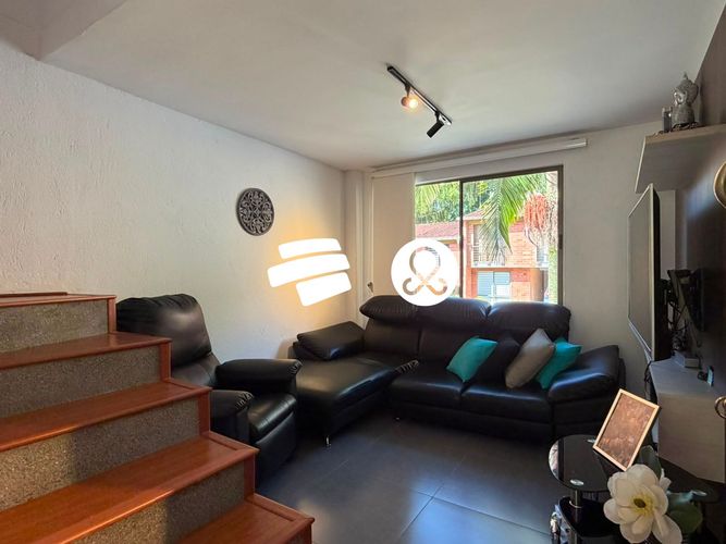 Casa de 5 alcobas en venta en Zona Centro, Envigado, 102 m² · foto 4 de 24