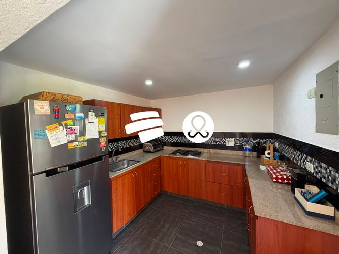 Casa de 5 alcobas en venta en Zona Centro, Envigado, 102 m² · foto 10 de 24