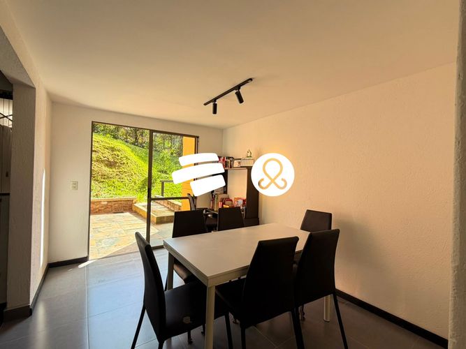 Casa de 5 alcobas en venta en Zona Centro, Envigado, 102 m² · foto 11 de 24