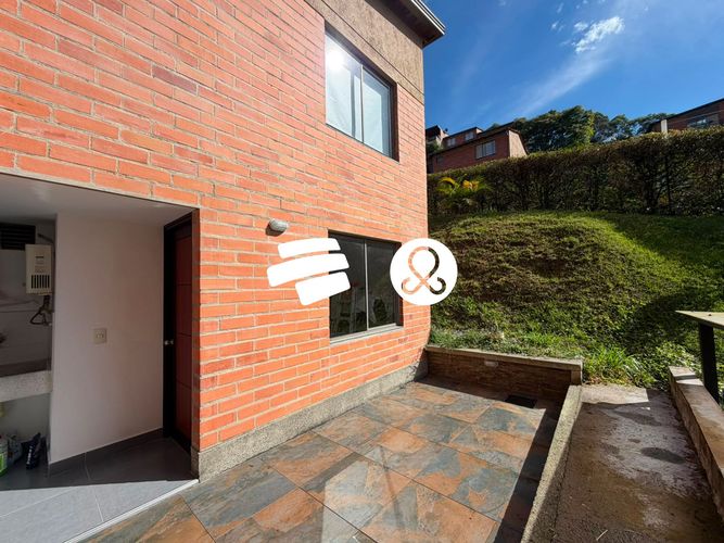 Casa de 5 alcobas en venta en Zona Centro, Envigado, 102 m² · foto 18 de 24