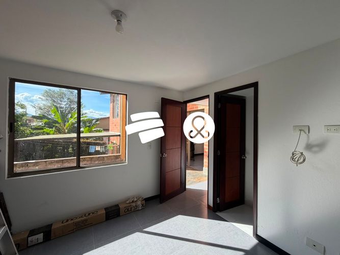 Casa de 5 alcobas en venta en Zona Centro, Envigado, 102 m² · foto 19 de 24