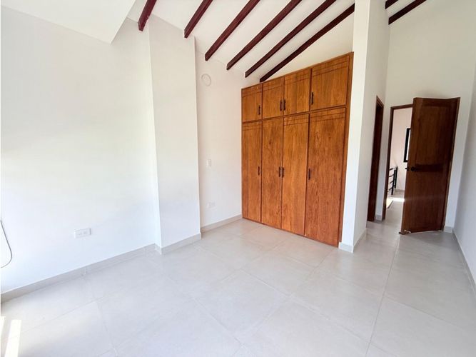 Casa de 3 alcobas en venta en La Ceja, 130 m² · foto 8 de 18