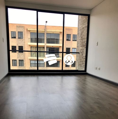 Apartamento en venta en Diamante Oriental, Mosquera · foto 3 de 8