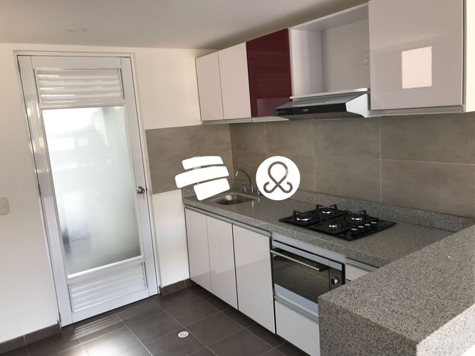 Apartamento en venta en Diamante Oriental, Mosquera · foto 4 de 8