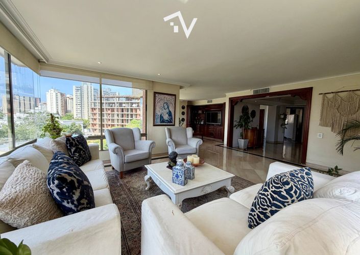 Apartamento de 3 alcobas en venta en Altos Del Prado, Barranquilla, 240 m² · foto 2 de 24
