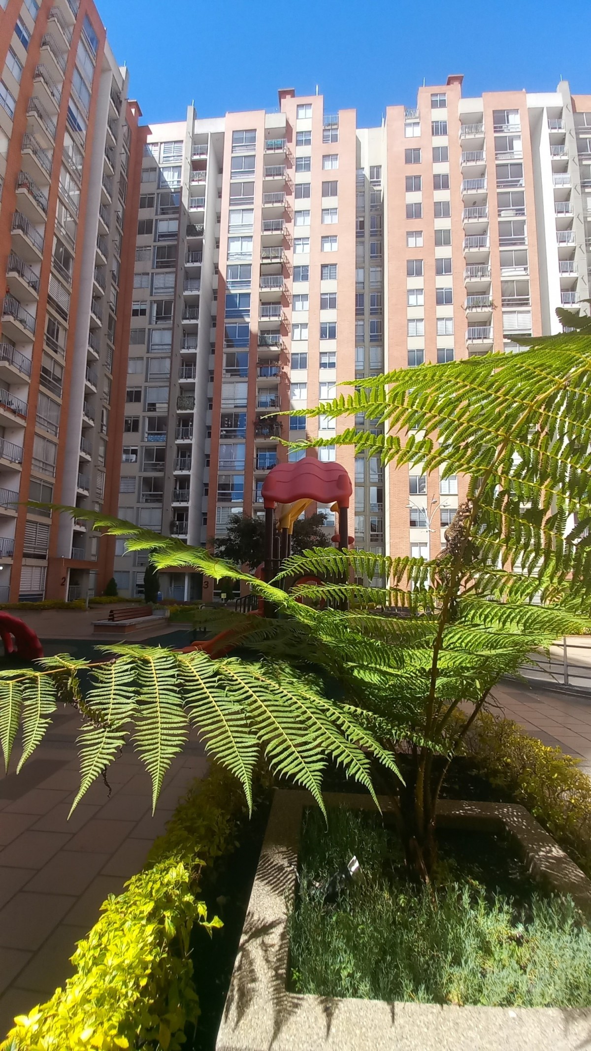 Apartamento en arriendo en Verbenal San Antonio, Bogotá · foto 3 de 24