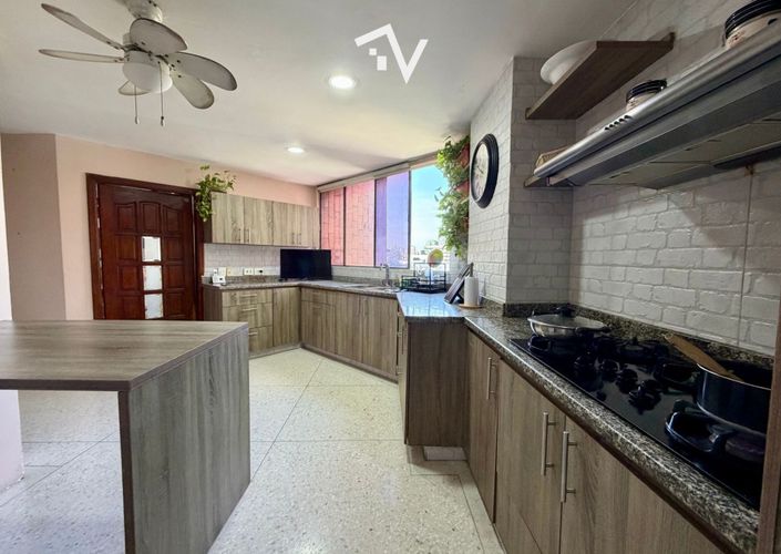 Apartamento de 3 alcobas en venta en Altos Del Prado, Barranquilla, 240 m² · foto 16 de 24