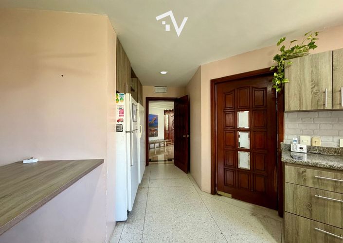 Apartamento de 3 alcobas en venta en Altos Del Prado, Barranquilla, 240 m² · foto 17 de 24