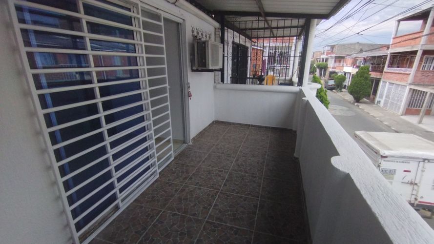 Casa de 3 alcobas en arriendo en El Carmelo, Candelaria, 90 m² · foto 11 de 22