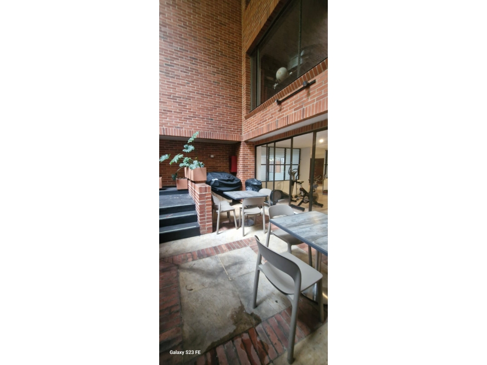 Apartamento en venta en Los Rosales, Bogotá · foto 19 de 19