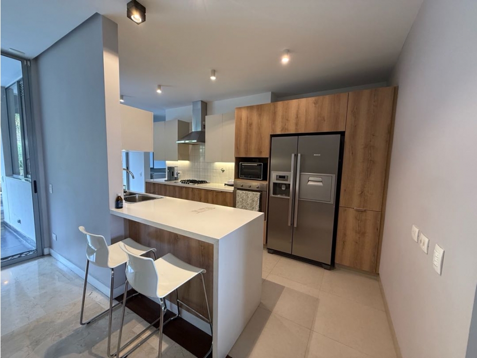 Apartamento en venta en El Poblado, Medellín · foto 9 de 22