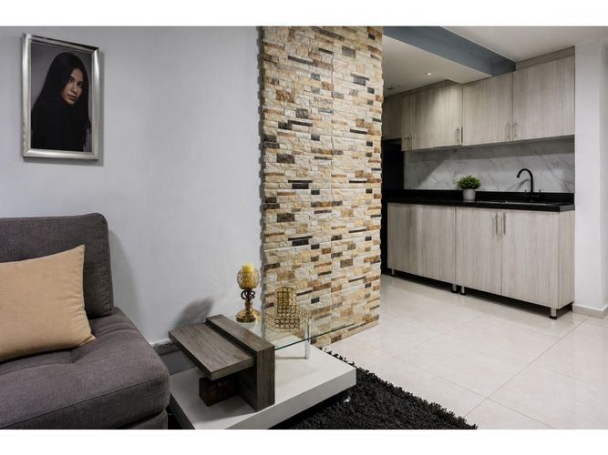 Apartamento de 2 alcobas en venta en Cabecera San Antonio De Prado, Medellín, 48 m² · foto 2 de 11