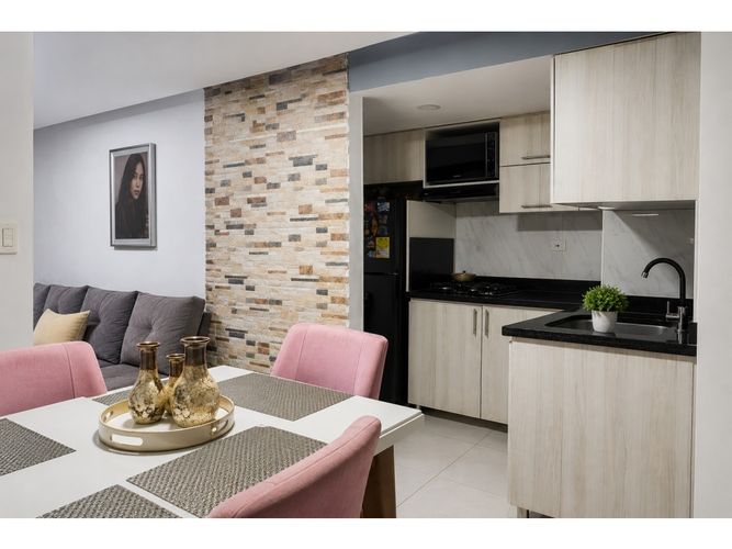 Apartamento de 2 alcobas en venta en Cabecera San Antonio De Prado, Medellín, 48 m² · foto 3 de 11