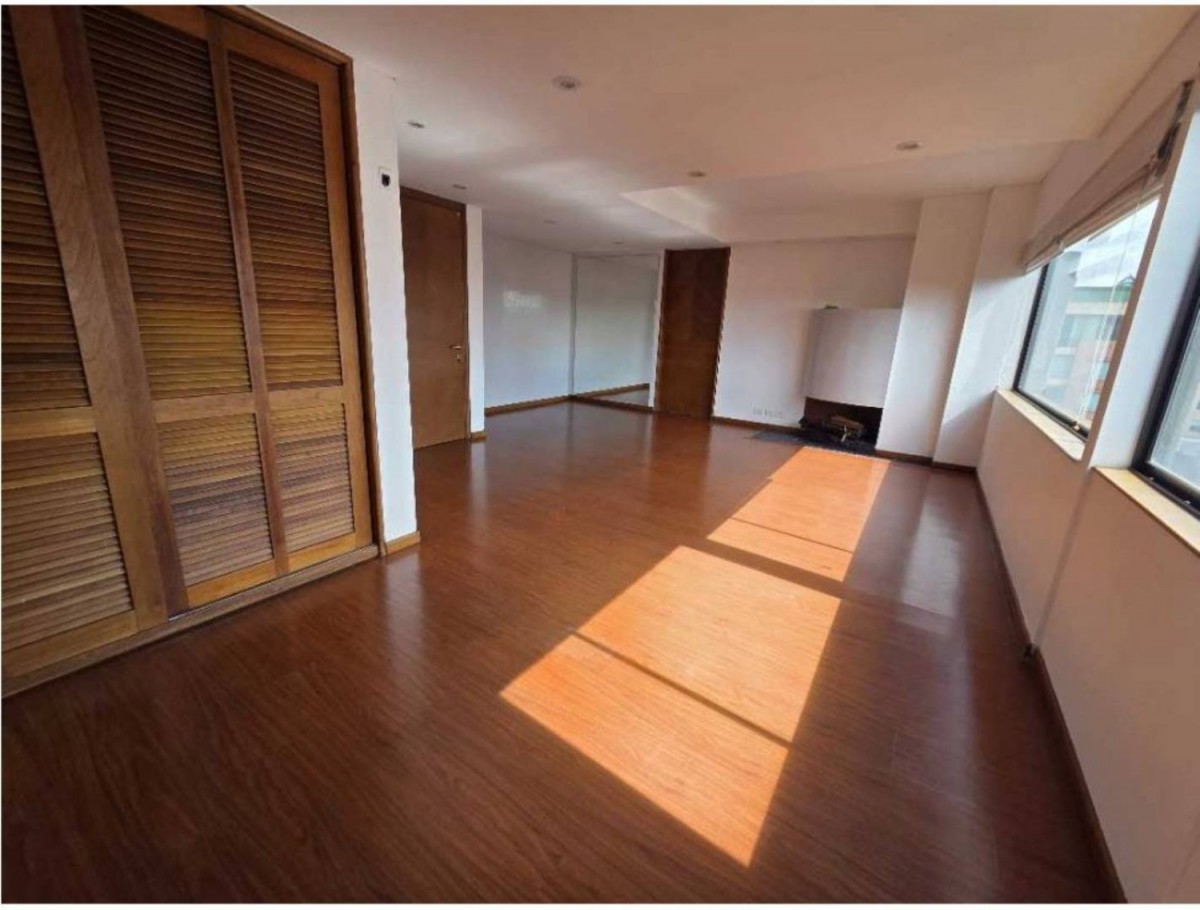 Apartamento en Arriendo en Chicó Navarra, Bogotá