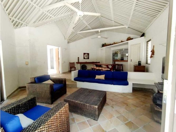 Casa de 4 alcobas en venta en El Paso, Ricaurte, 234 m² · foto 3 de 24