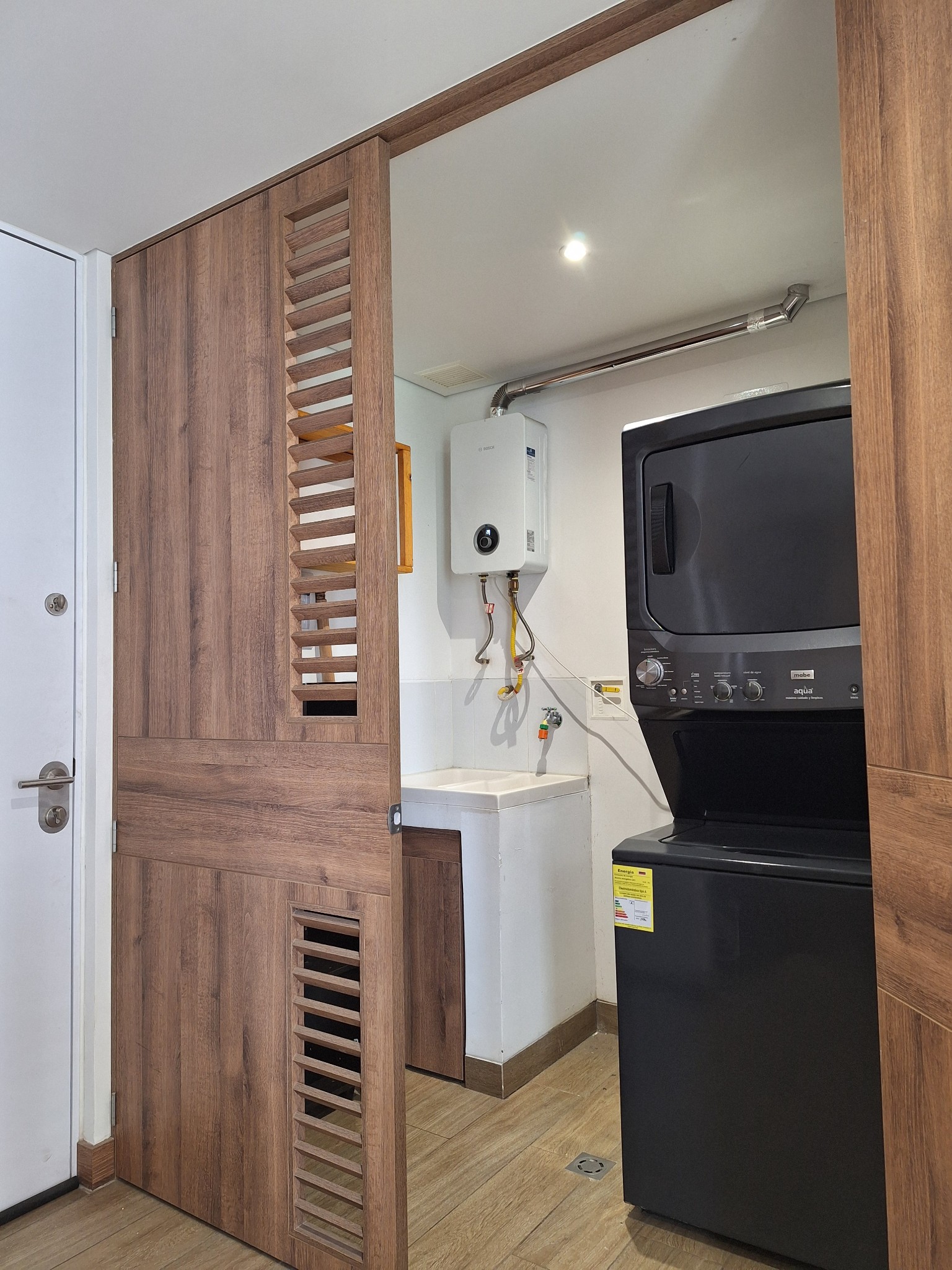 Apartamento en venta en Ciudad Del Río, Medellín · foto 6 de 19
