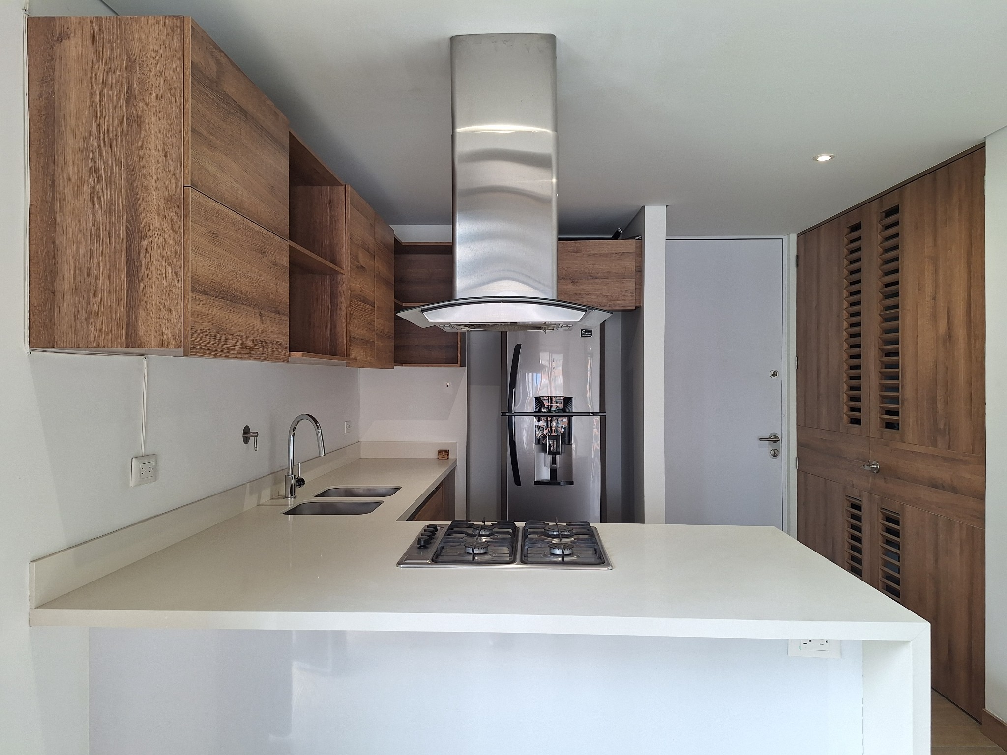Apartamento en venta en Ciudad Del Río, Medellín · foto 5 de 19