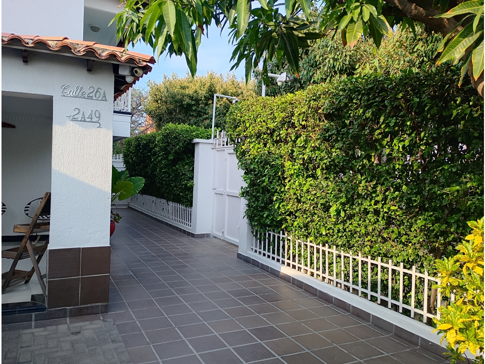 Casa en arriendo en El Prado, Santa Marta · foto 2 de 24