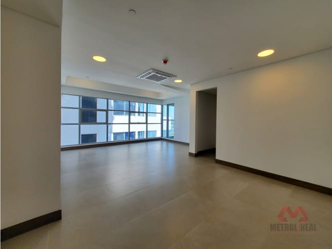 Oficina en arriendo en Bocagrande, Cartagena, 50 m² · foto 2 de 10