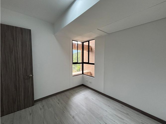 Apartamento de 3 alcobas en venta en Las Palmas, Rionegro, 70 m² · foto 12 de 15