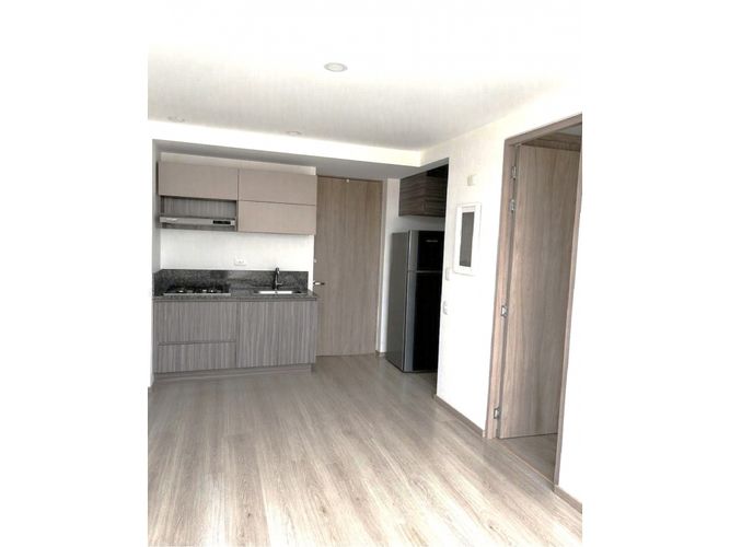 Apartaestudio en venta en Niza, Bogotá, 30 m² · foto 3 de 16