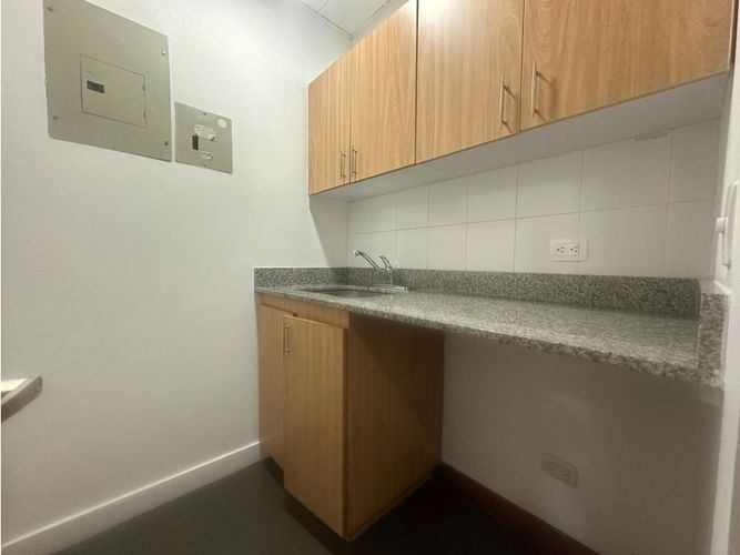 Oficina en venta en Milla De Oro, Medellín, 50 m² · foto 6 de 12