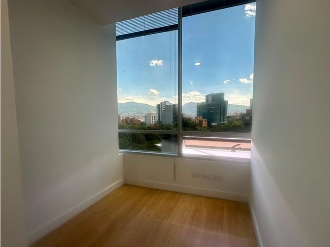 Oficina en venta en Milla De Oro, Medellín, 50 m² · foto 7 de 12