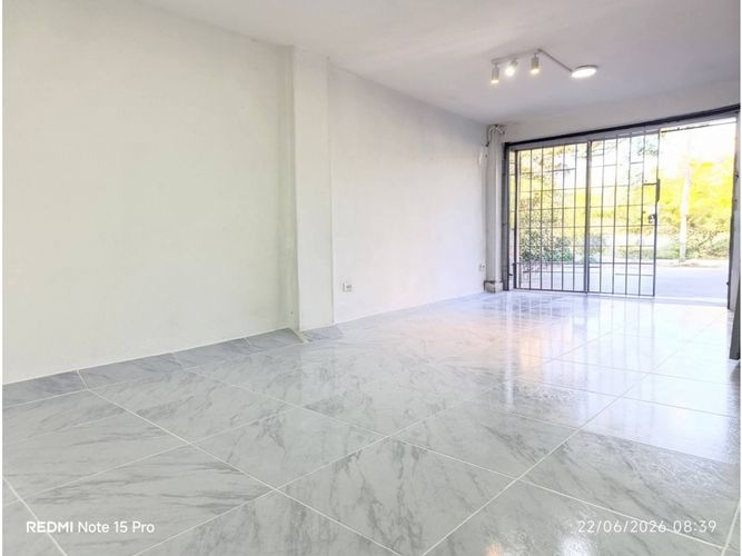 Local en arriendo en La Pilarica, Medellín, 48 m² · foto 2 de 11