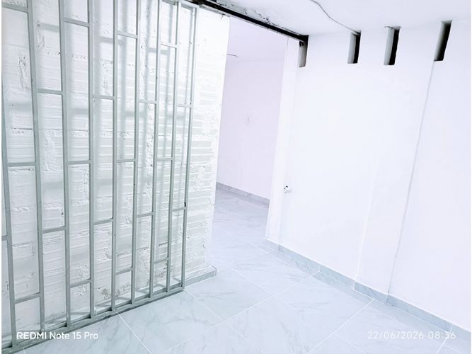 Local en arriendo en La Pilarica, Medellín, 48 m² · foto 3 de 11