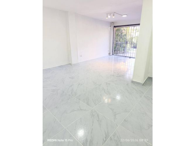 Local en arriendo en La Pilarica, Medellín, 48 m² · foto 8 de 11