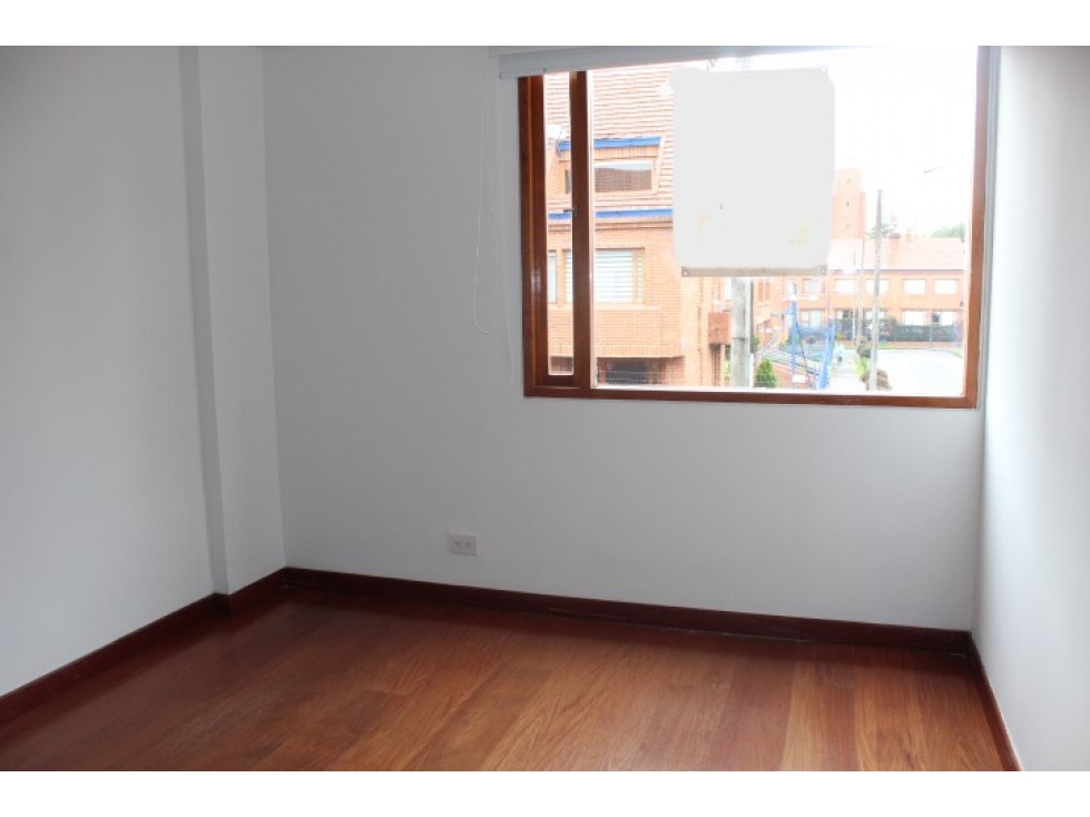 Casa en venta en Colina Campestre, Bogotá · foto 10 de 17