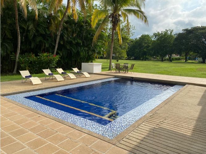 Casa de 4 alcobas en venta en Bosques De Peñalisa, Ricaurte, 250 m² · foto 3 de 14