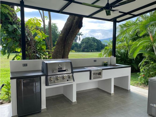 Casa de 4 alcobas en venta en Bosques De Peñalisa, Ricaurte, 250 m² · foto 6 de 14