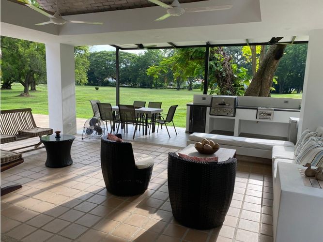 Casa de 4 alcobas en venta en Bosques De Peñalisa, Ricaurte, 250 m² · foto 8 de 14