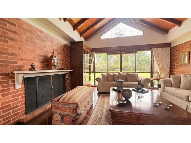 Casa de 4 alcobas en venta en Cr Quintas De Serrezuela, Mosquera, 460 m² · foto 14 de 24