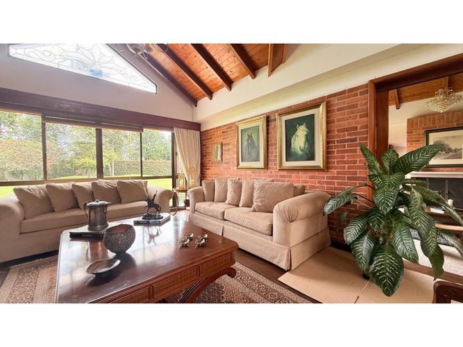 Casa de 4 alcobas en venta en Cr Quintas De Serrezuela, Mosquera, 460 m² · foto 15 de 24