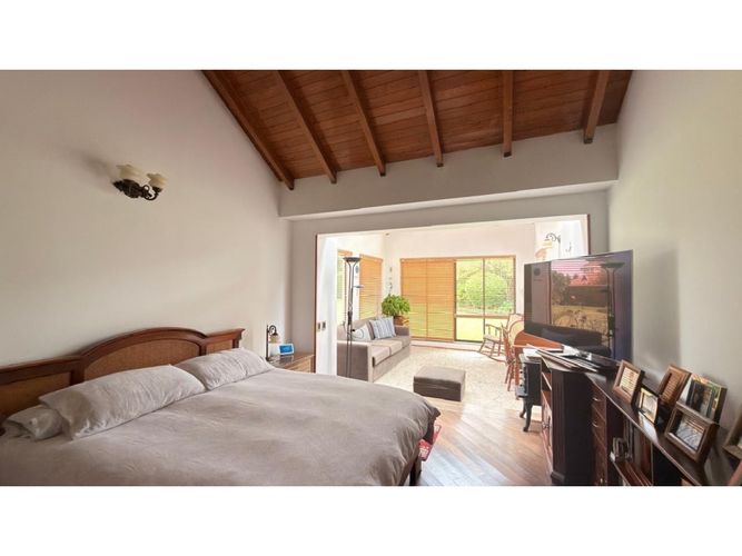 Casa de 4 alcobas en venta en Cr Quintas De Serrezuela, Mosquera, 460 m² · foto 24 de 24