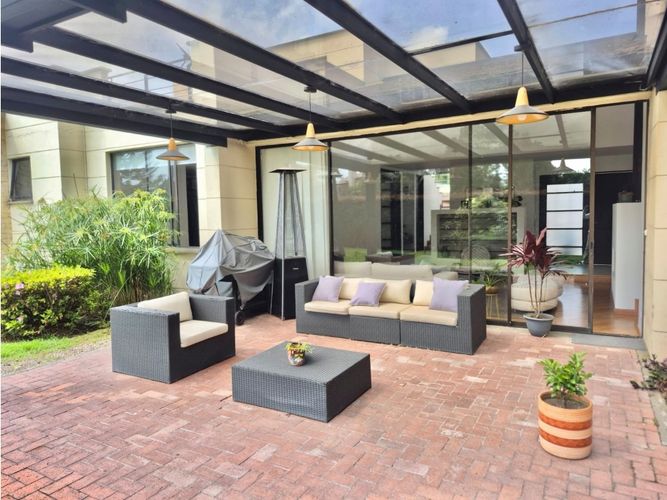 Casa de 4 alcobas en venta en Guaymaral, Bogotá, 311 m² · foto 10 de 23