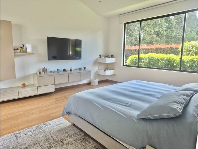 Casa de 4 alcobas en venta en Guaymaral, Bogotá, 311 m² · foto 15 de 23