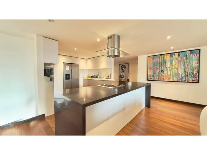 Apartamento en venta en Chico, Bogotá · foto 8 de 24