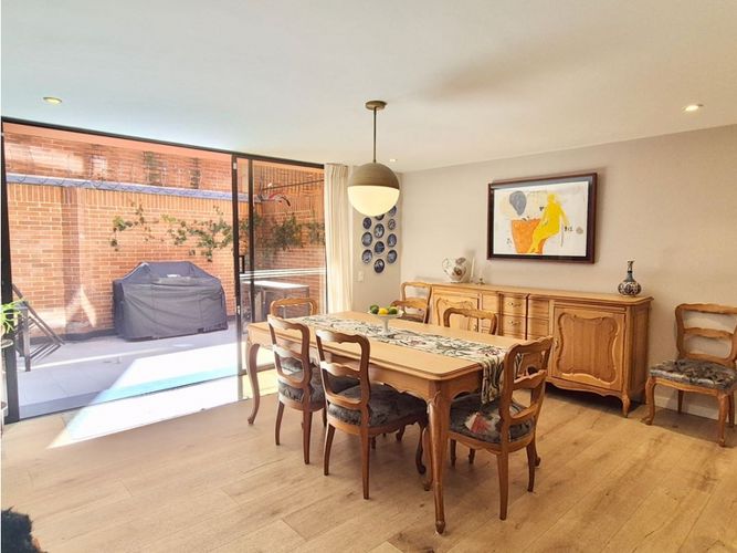 Apartamento de 2 alcobas en venta en La Carolina, Bogotá, 170 m² · foto 3 de 24