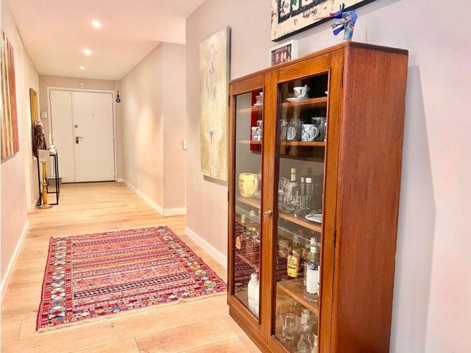 Apartamento de 2 alcobas en venta en La Carolina, Bogotá, 170 m² · foto 9 de 24