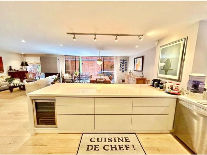Apartamento de 2 alcobas en venta en La Carolina, Bogotá, 170 m² · foto 17 de 24
