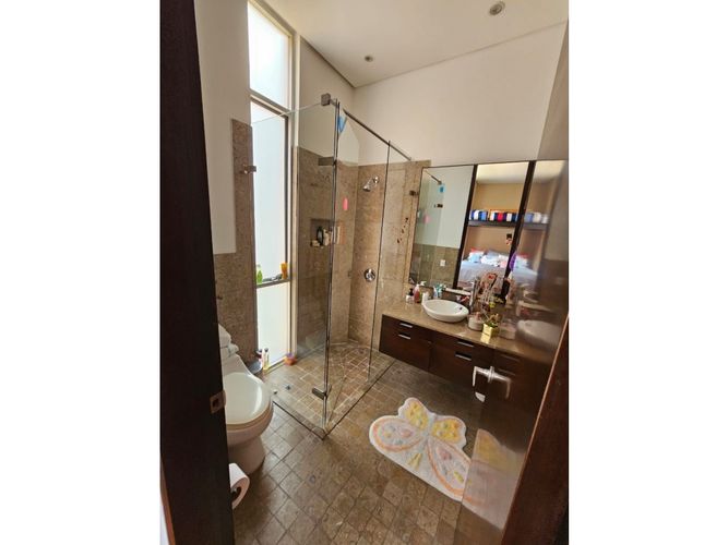 Apartamento de 3 alcobas en venta en El Refugio, Bogotá, 197 m² · foto 11 de 15