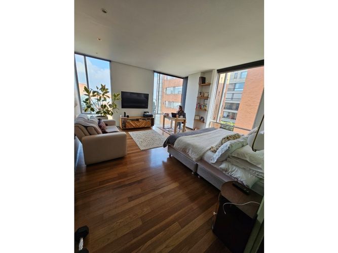 Apartamento de 3 alcobas en venta en El Refugio, Bogotá, 197 m² · foto 12 de 15