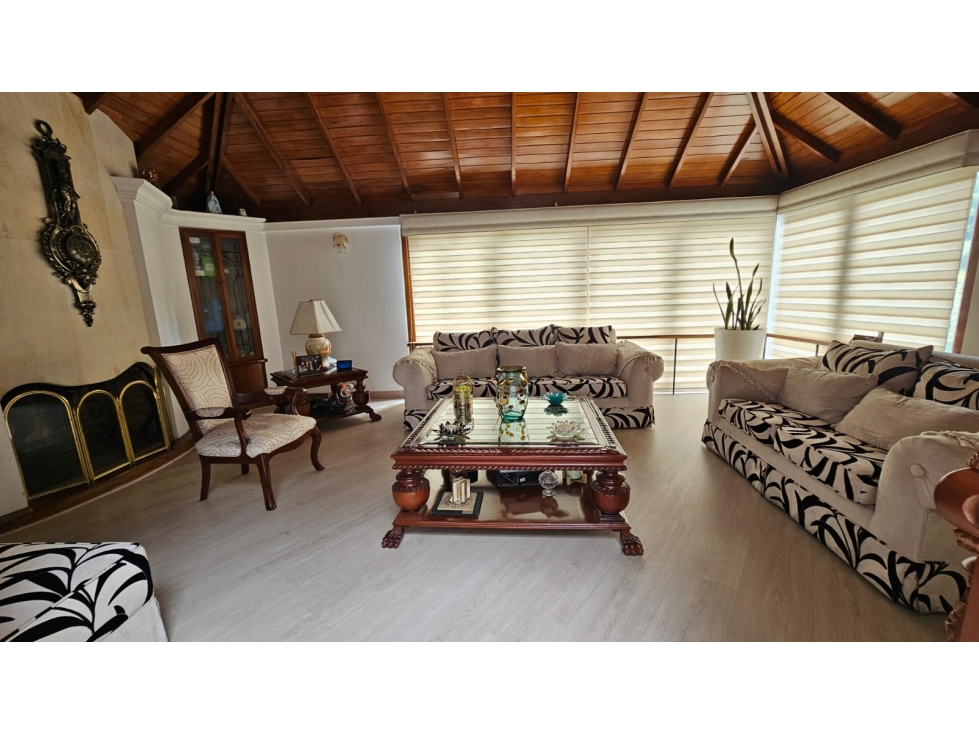 Casa en venta en Cerros De Suba, Bogotá · foto 2 de 22