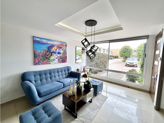Casa de 3 alcobas en venta en Quintas Del Bosque, Chía, 125 m² · foto 2 de 24